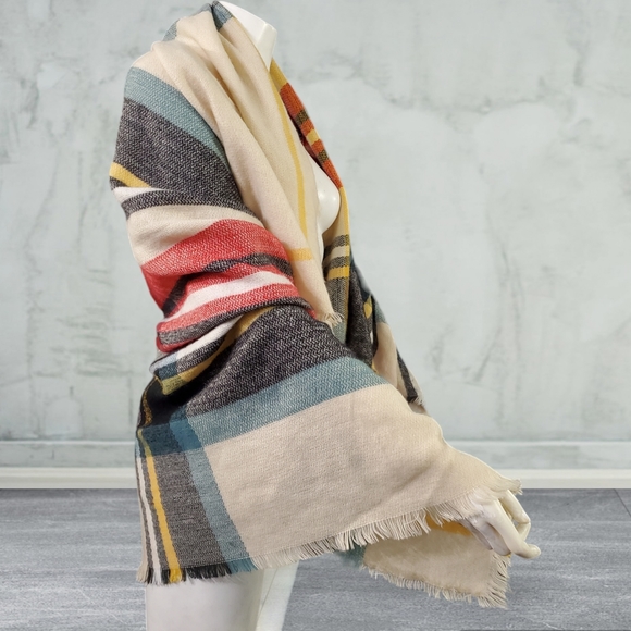 OSFM Blanket Scarf Plaid Tartan Fringes Oversized Wrap 100% Acrylic 51"× 52" - Picture 2 of 8